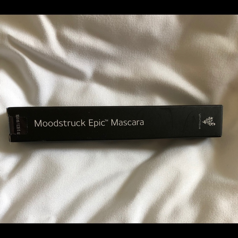 MOODSTRUCK EPIC Mascara - Waterproof